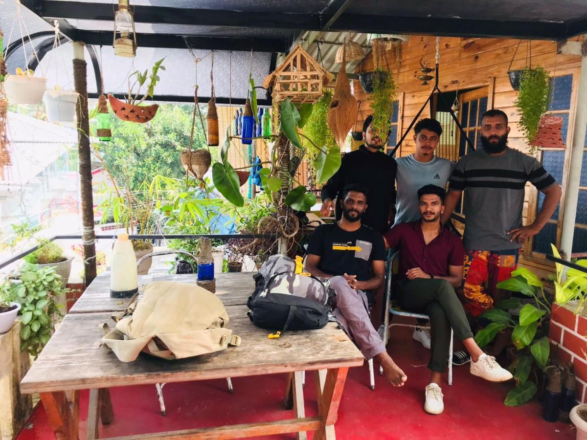 The Niyanest Lägenhet Kochi Exteriör bild